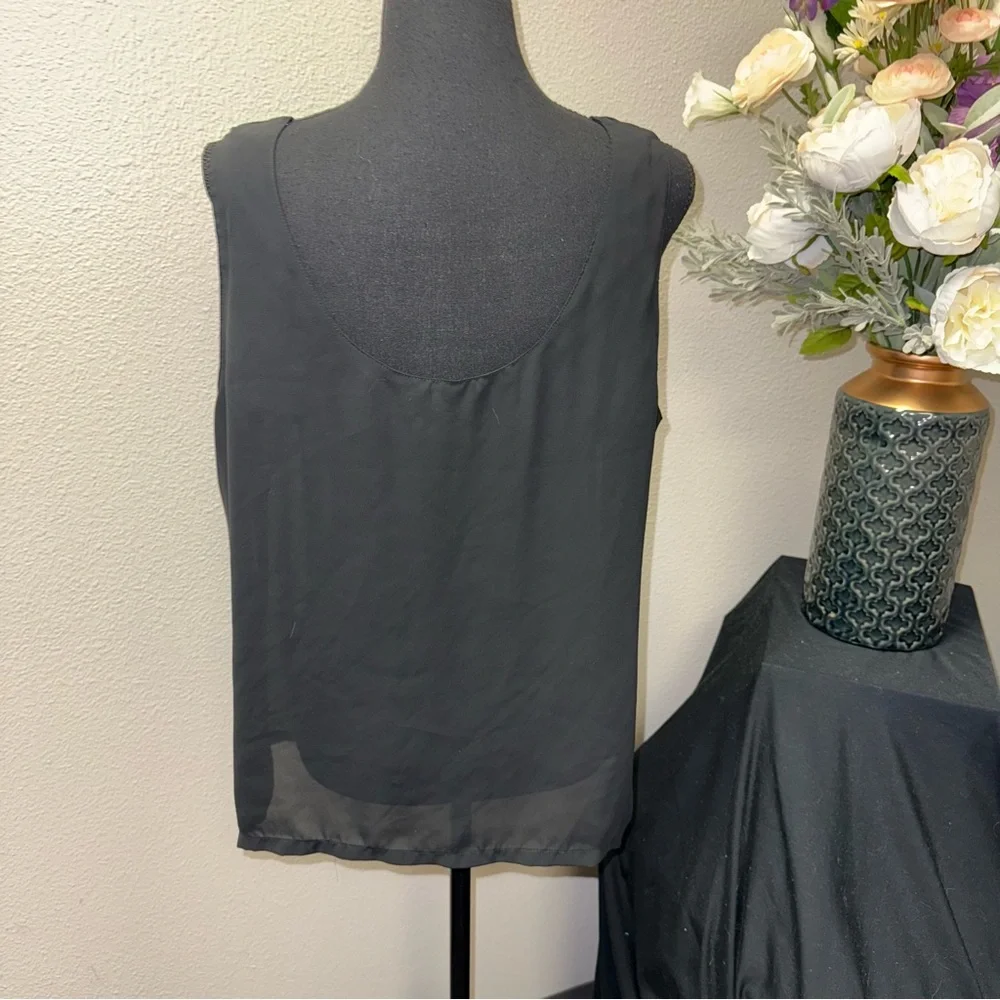 Josephine Woman Black Chiffon Sleeveless Blouse Classic Flowy Top - Picture 2 of 8